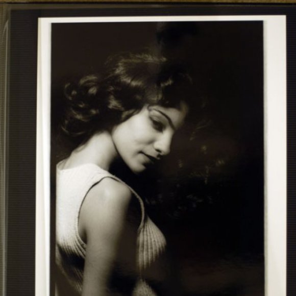 Meet your Posher, Shelley - Picture 1 of 1